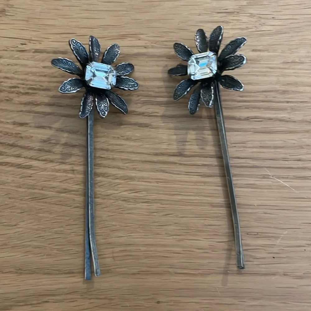 Set Of 2 Metal Barrettes W/ Crystal Stones Length- 3 1/4” Weddings,Parties Dais